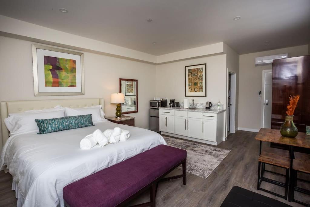 Next To San Diego Downtown - Cali King Size Studio Exterior photo